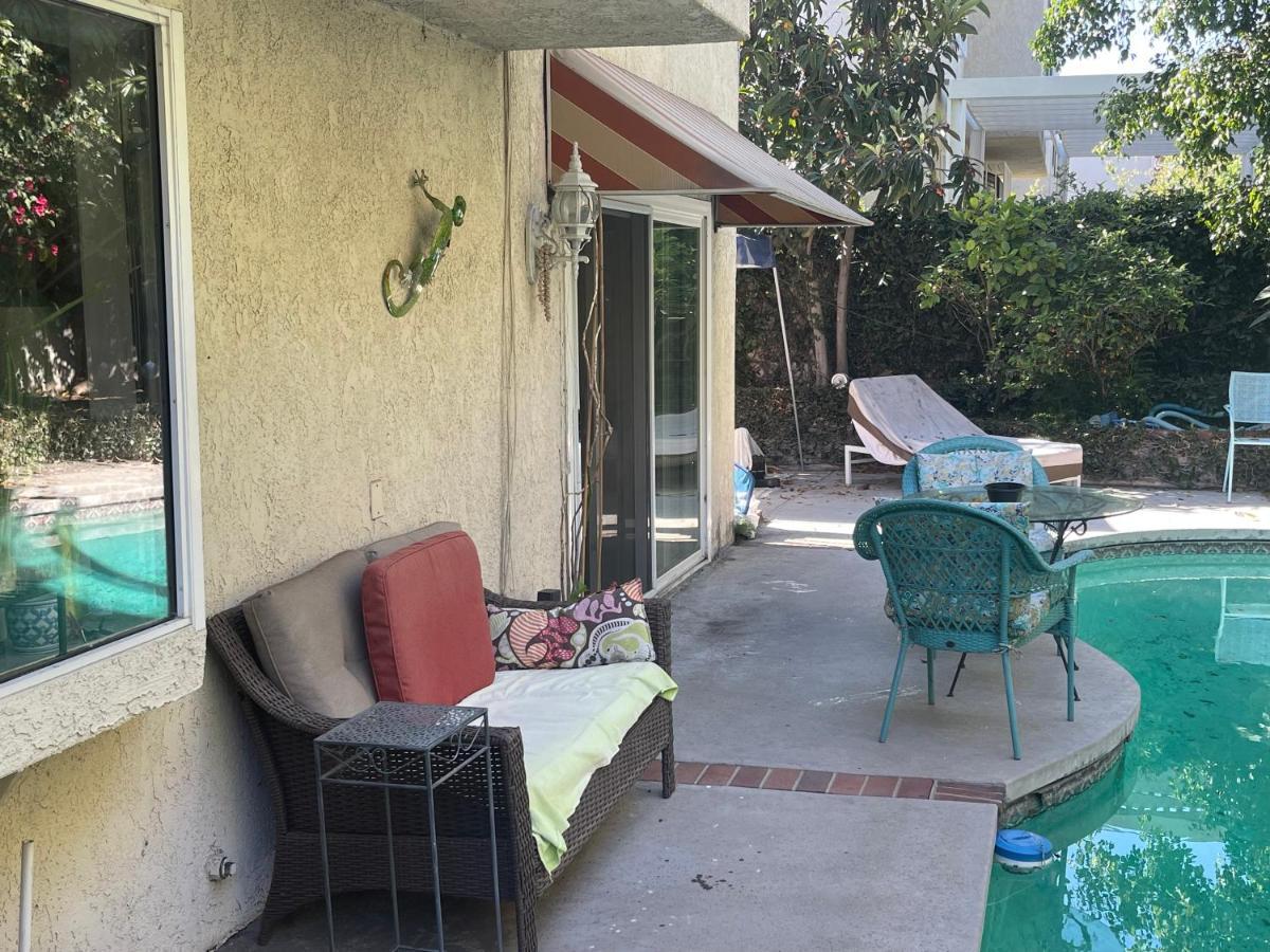 Ploy Apartment Monterey Park ภายนอก รูปภาพ