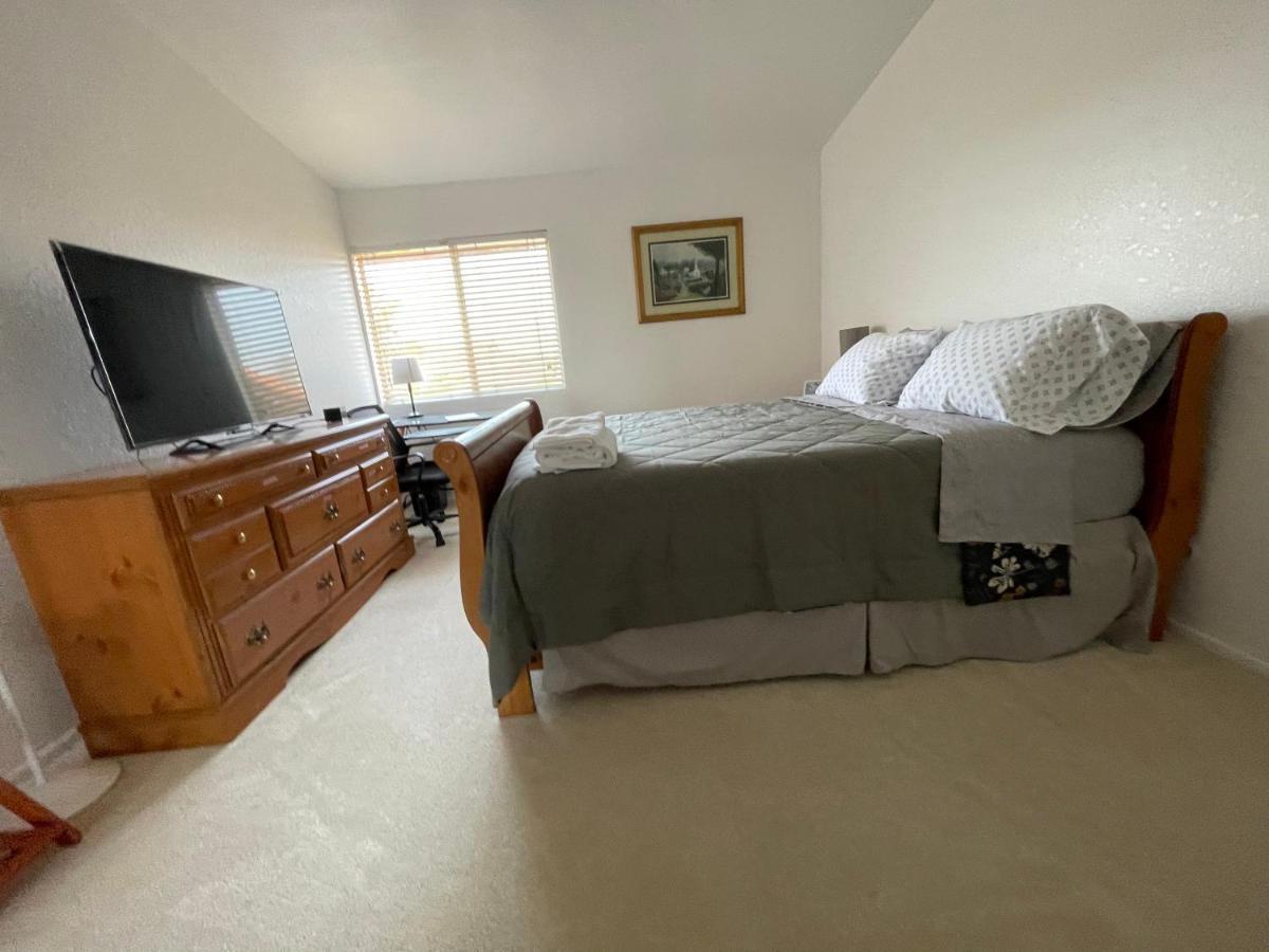 Ploy Apartment Monterey Park ภายนอก รูปภาพ